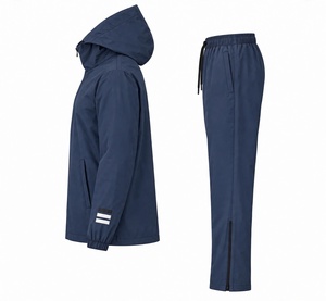 Conjunto Deportivo Personalizado al por Mayor: Chaqueta Cortavientos Lisa con Capucha para Hombre y Pantalones Deportivos con Cordón, Ropa Deportiva Casual - Product Image 3
