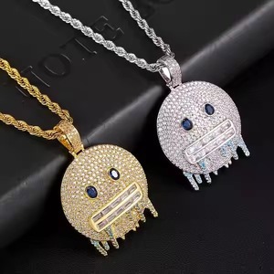 Pendentif unisexe plaqué or avec design inspiré des diamants étincelants pour la mode hip-hop et le port quotidien - Product Image 2
