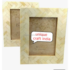 Cadre photo en bois artisanal avec motif marocain turquoise en résine, décoration de table élégante et moderne pour la maison - Product Image 6