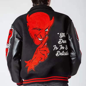 Chaqueta Personalizada de Hombre Estilo Universitario Vintage con Mangas de Cuero, Bordado Chenille, Diseño Gráfico de Demonio, Cierre de Botones a Presión - Product Image 4