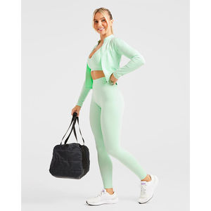 Sujetador Deportivo Personalizado Verde Menta con Tirantes Ajustables en la Espalda, Escote en V, Suave, de Alto Impacto, para Mujeres Adultas - Product Image 4