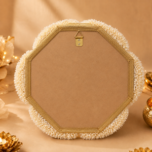 Decoración de pared Rangoli floral roja hecha a mano para Diwali y Puja, con pompones, cuentas de perlas y ribete dorado, centro de mesa Mandala para el hogar - Product Image 4