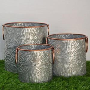 Ensemble de jardinières en métal antique pewter avec motif circulaire et poignées pour la décoration intérieure, jardinière à poser au sol pour jardin et pelouse - Product Image 5