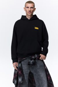 เสื้อฮู้ดพิมพ์ลายตามสั่งสำหรับผู้ชาย เสื้อสเวตเชิ้ตผ้าฝ้ายพรีเมียม สตรีทแวร์แฟชั่น เสื้อฮู้ดเปล่า รับผลิตแบบ OEM - Product Image 3