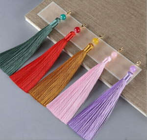 Pompons décoratifs faits à la main pour vêtements de mode, sacs, bijoux et artisanat – Fournisseur de pompons de qualité supérieure – Fabriqué en Inde - Product Image 2