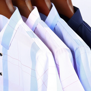 Nouvelle chemise décontractée à manches courtes et col imprimé pour homme – Confort estival, sans repassage, résistante aux plis - Product Image 3