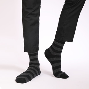 Chaussettes de sport en coton avec logo personnalisé imprimé, chaussettes athlétiques, vente en gros, fournisseur OEM, marque privée, chaussettes confortables - Product Image 3