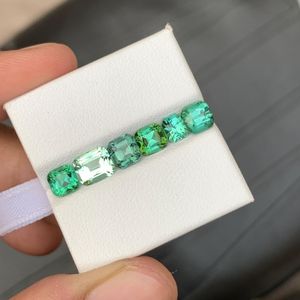 Tourmaline Verte Naturelle Taille Coussin Certifiée IGI Pierre Libre Lumineuse pour la Fabrication de Bijoux Bagues Pendentifs Professionnel - Product Image 1