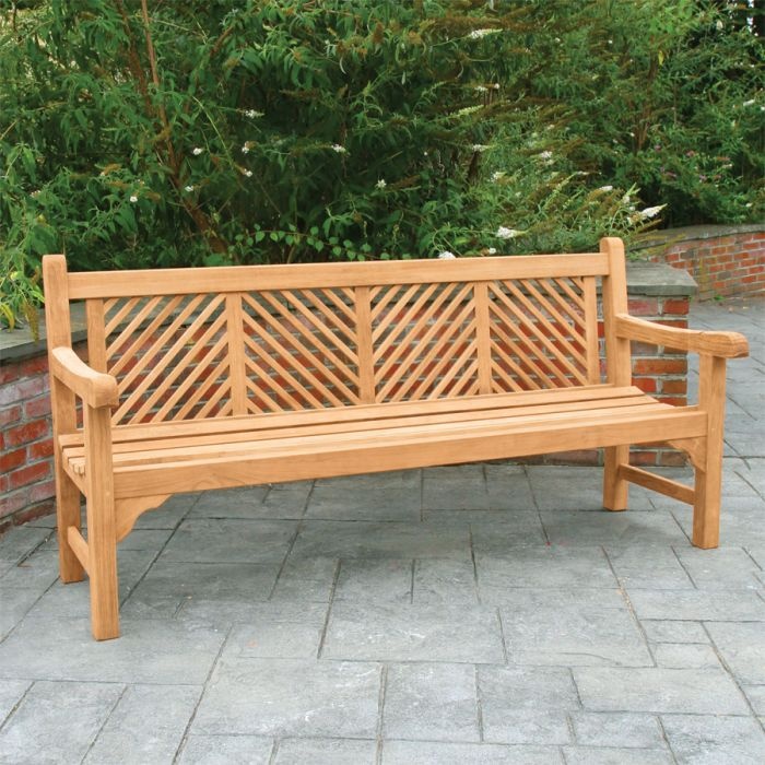 Best Beach Benches Durable Stylish Solar Powered