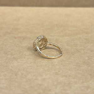 Premium Design Round Cut Elegant Design 0.89Ct Yellow Gold Diamond <b>Ring</b> VVS-VS Clarity IGI Certified From <b>Indian</b> Supplier - Product Image 6