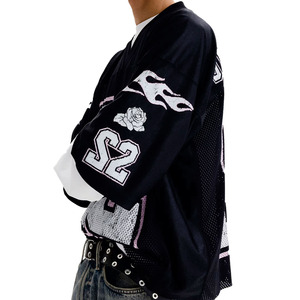 Camiseta de Fútbol Americano Personalizada Negra Oversize de Malla con Estampado de Número Rosa y Blanco, Ropa Urbana, Proveedor Mayorista de Camisetas Deportivas - Product Image 5