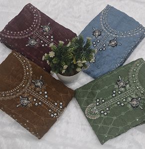 Costume pakistanais pour femmes, best-seller, avec broderie et travail de sequins, et travail de cristaux Khatli, pour un usage quotidien ou décontracté. - Product Image 2