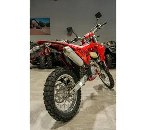 Moto tout-terrain Correct Neat 2025 ES 500 nouvelle génération - Product Image 5