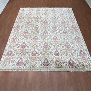 Alfombra Persa de Seda Anudada a Mano de Lujo, 8x10 Pies, Hecha a Mano, Tradicional, Color Crema Beige, con Diseño Floral Oriental - Product Image 2