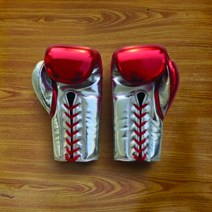 Guantes de Boxeo de Cuero Rojos y Plateados con Logotipo Personalizado al por Mayor, Guantes de Entrenamiento Profesionales con Cordones, OEM YM-BGW-07 - Product Image 4