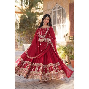 Vestido de Noche Rojo con Lentejuelas Bordadas y Dupatta, Vestido de Fiesta, Talla M, Trabajo Impresionante - Product Image 6