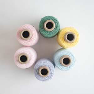 Hilo YARNA Chablis (100g) 100% algodón texturizado, ideal para regalos, manualidades, tacto suave, sostenible, hilo texturizado suave, para bricolaje. - Product Image 4