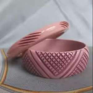 Bracelet carré en acrylique transparent avec motif de style européen et américain pour femmes - Product Image 6