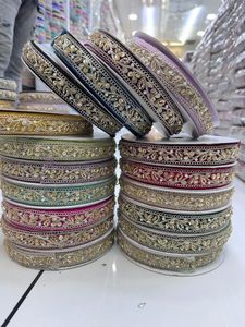 Bordado de encaje con pedrería y cuentas para zapatos, bolsos y prendas de vestir, lavable, 1 pulgada de ancho, colores personalizados, venta al por mayor - Product Image 3