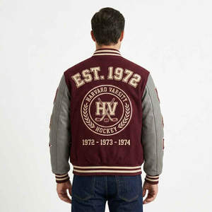Veste universitaire personnalisée avec patchs, manches en cuir, lettres en chenille, boutons-pression, rayures côtelées, style baseball universitaire, veste bomber - Product Image 5