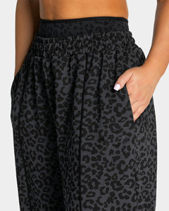 Black & Grey Leopard Print Contrast Pipping Women's <b>Tracksuit</b> Oversized Pullover Contrast Lining Hoodie & Jogger For Women's - Product Image 6