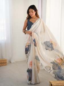 Sari indien traditionnel pour mariage, imprimé de motifs floraux Kutchi, en chinnon lourd, avec bordure perlée, pour femmes. - Product Image 3