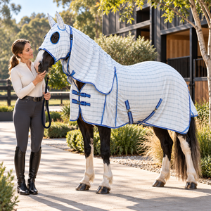 Hooded XL Shoulder Gusset Ripstop Horse Rug with Fitted <b>Ear</b> <b>Cover</b> | Dual Diamond Weave Equine Blanket with Dual Chest Fastenings - Product Image 3