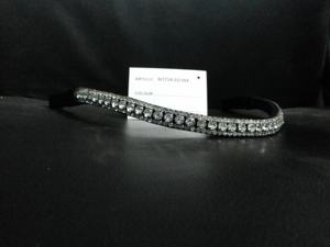 Produit de soins pour chevaux de première qualité le plus vendu Bandeau à sourcils en cuir indien avec cristal blanc bling Accessoires pour chevaux de haute qualité. - Product Image 2