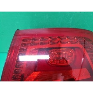 ไฟท้ายขวาภายนอกของรถยนต์ Phaeton มือสอง ของแท้ รุ่น 3D0945096H - Product Image 2