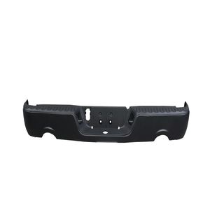 Paraurti Posteriore Nero per Camion RAM 2009-2018 Senza Foro Radar e Doppi Fori - Product Image 3