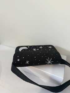 Sac à perles noir : Sac de vacances fait main avec motif lune et étoile - Product Image 2