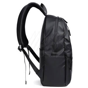 Mochila de Cuero de Moda Hecha en Pakistán, con Logotipo Personalizado, Ligera, en Oferta - Product Image 4