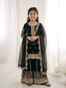 Traje Anarkali de Terciopelo de Microalgodón con Bordado Negro, Ropa Tradicional de Boda para Niñas, Largo hasta el Suelo, Estilo Indio-Pakistaní - Product Image 3