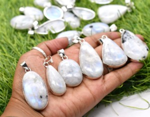 Colliers pendentifs ovales en pierre de lune, plaqué argent 925, bijoux en pierres précieuses naturelles, unisexe, à porter au quotidien, cadeau - Product Image 1