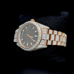 Reloj de Lujo con Esfera de Chocolate en Oro Rosa, Reloj con Incrustaciones de Diamantes Moissanite VVS, Reloj de Joyería Personalizado para Hombre - Product Image 2