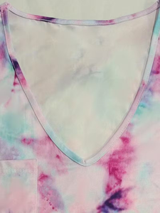 Camiseta de algodón orgánico para mujer, hecha a medida, estilo oversized, teñida con técnica tie-dye, para verano, fabricada en Bangladesh. - Product Image 4