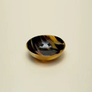 Ensaladera de cuerno de búfalo de 10 pulgadas de lujo hecha a mano ecológica pulida Apto para lavavajillas estilo de diseño decorativo sostenible - Product Image 6