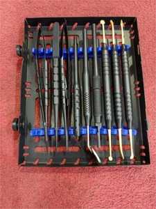 Kit d'instruments chirurgicaux noir et or pour microchirurgie, certifié CE, outils manuels de classe II pour la chirurgie générale - Product Image 5