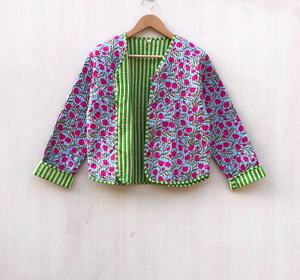 Veste matelassée réversible à imprimé floral bohème pour femme, imprimée à la main, style indien vintage, manches longues, en coton, pour l'hiver - Product Image 4