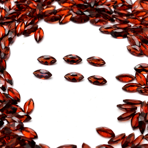 Pierre de grenat rouge AAA+ de 4 mm à 6 mm, taille marquise facettée, grenat naturel du Mozambique, pierre semi-précieuse, pierre brute pour la fabrication de bijoux - Product Image 3