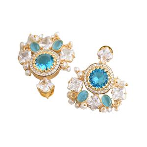 Boucles d'oreilles pendantes en laiton naturel, clous d'oreilles haut de gamme en pierre semi-précieuse naturelle, texture laiton mat, pièce tendance et affirmée, export en gros - Product Image 4