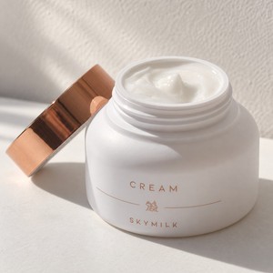 Crema de belleza para el rostro Sky Milk Korean K-Beauty Millennial Cream 150ml Hecho en Corea productos de cuidado de la piel - Product Image 1