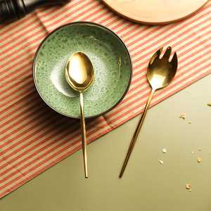 Cuillère de service en métal de haute qualité avec finition dorée et manche noir pour la maison, la cuisine, le restaurant et le buffet - Product Image 6
