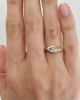 Bague Solitaire Élégante en Moissanite Taille Marquise Sertie clos, en Argent Sterling 925 Plaqué Or, Style Minimaliste, Cadeau d'Anniversaire de Mariage pour