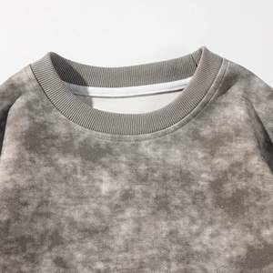 Sweat-shirt tendance personnalisé de couleur verte unie, sweat-shirt de haute qualité à col rond et manches longues pour hommes - Product Image 4