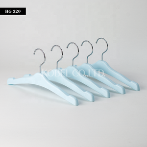 Cintre en plastique durable japonais pour vêtements d'enfants HG320_0275 Fabricant japonais Cintre en plastique pour vêtements d'enfants Cintre pour bébé - Product Image 1