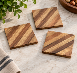 Juego de posavasos de madera Premium de latón AK de 4 posavasos cuadrados de diseño de lujo para Decoración de mesa acento/utensilios de cocina - Product Image 3
