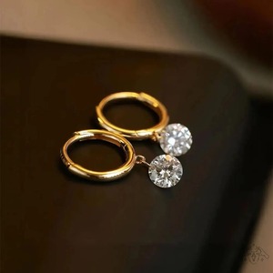 Pendientes de Aro con Diamantes de Moissanita, Plata de Ley 925, Pendientes Personalizados con Diamantes de Moissanita, Hermoso Regalo de Boda - Product Image 4