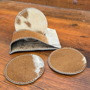 Venta superior 2025 posavasos de cuero de vaca hechos a mano con soporte 4 Uds posavasos redondos de cuero genuino para bebidas regalos de decoración del hogar occidental - Product Image 5