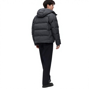 Veste d'hiver pour homme de haute qualité, personnalisable, légère, en polyester, design slim, fermeture éclair, veste matelassée pour l'extérieur - Product Image 6